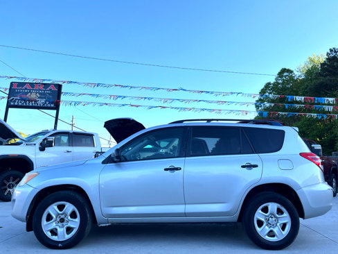 Used 2011 Toyota RAV4 2WD image 4