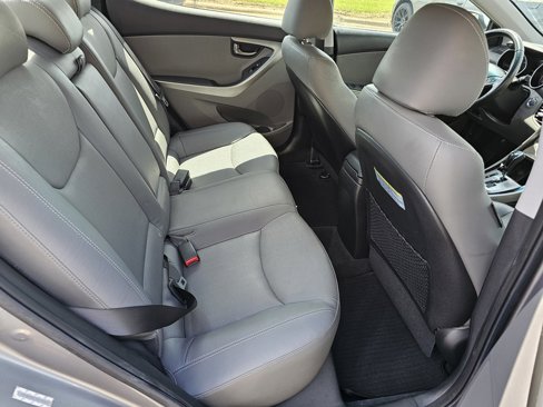 Used 2013 Hyundai Elantra Limited w/ Technology Pkg image 16