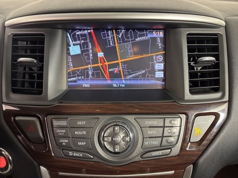 Used 2016 Nissan Pathfinder Platinum image 20