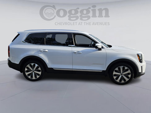 Used 2022 Kia Telluride EX w/ EX Premium Package image 7