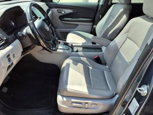 Used 2022 Honda Pilot Elite image 18