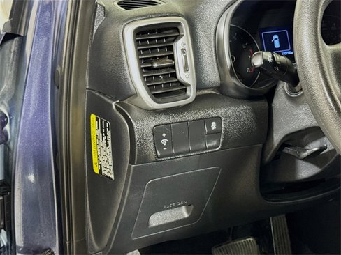 Used 2019 Kia Sportage LX image 8