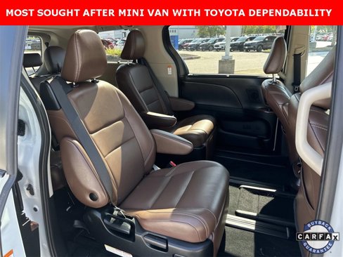 Used 2018 Toyota Sienna XLE Premium image 13