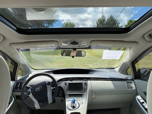 Used 2010 Toyota Prius image 6