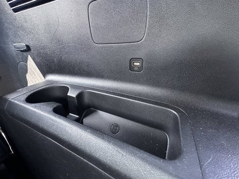 Used 2021 Kia Sorento EX w/ Panoramic Sunroof Package image 29
