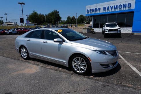 Used 2016 Lincoln MKZ AWD image 1
