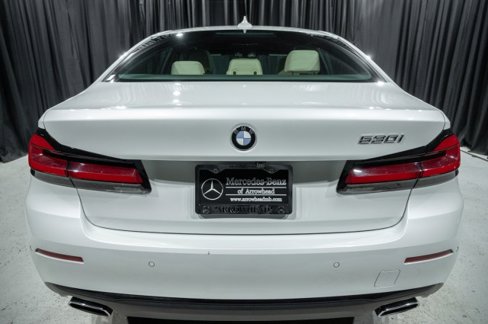 Used 2021 BMW 530i w/ Convenience Package image 6