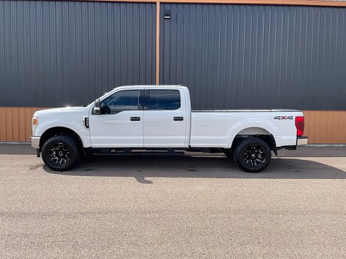 Used 2020 Ford F350 XLT w/ XLT Value Package image 3