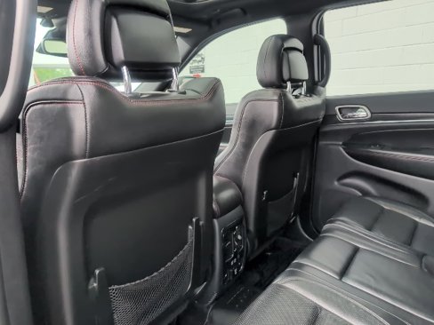 Used 2018 Jeep Grand Cherokee Trailhawk w/ Trailhawk Luxury Group image 39