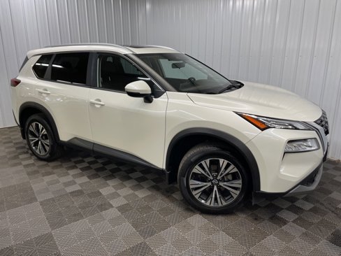Used 2022 Nissan Rogue SV w/ SV Premium Package image 1