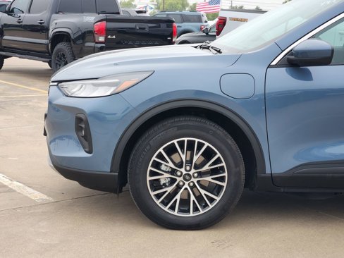 Certified 2023 Ford Escape SE image 9