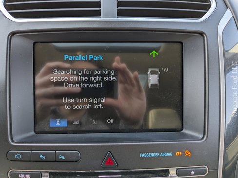 Used 2018 Ford Explorer Platinum image 27