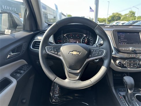 Used 2023 Chevrolet Equinox LT w/ Driver Convenience Package image 14