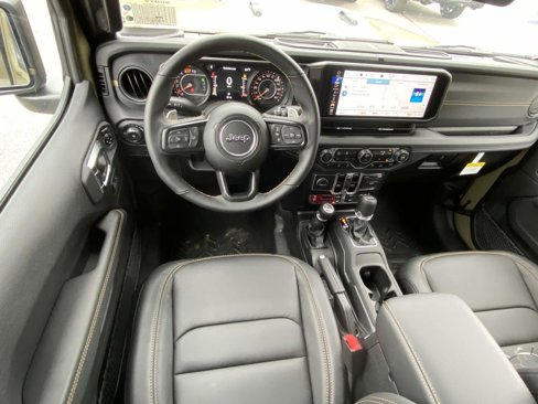 New 2025 Jeep Wrangler Unlimited Rubicon 392 image 18