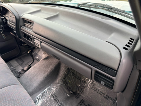 Used 1996 Ford F150 XLT image 27