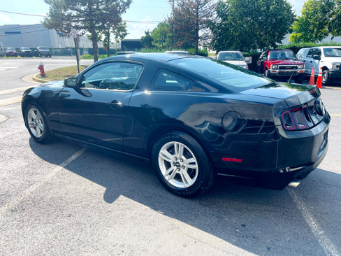Used 2014 Ford Mustang Coupe image 8