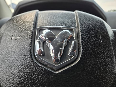 Used 2019 RAM 1500 Big Horn image 25