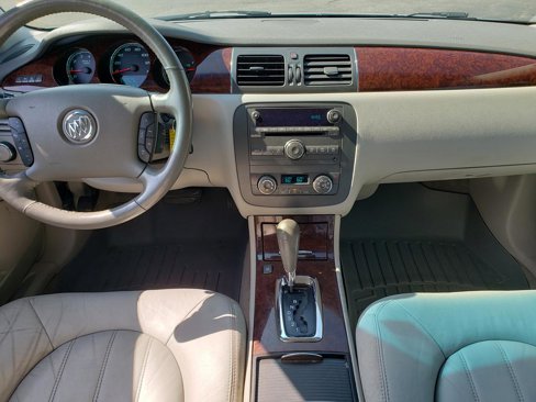 Used 2011 Buick Lucerne CXL image 14