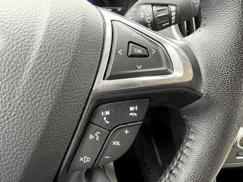 Used 2022 Ford Edge SEL image 38