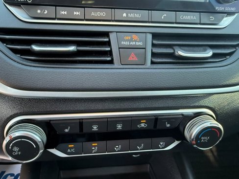 Used 2019 Nissan Altima 2.0 SR image 18