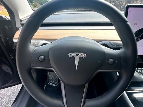 Used 2020 Tesla Model 3 Long Range image 15