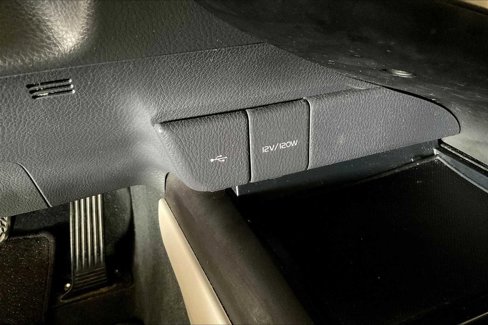 Used 2023 Toyota Camry LE image 34