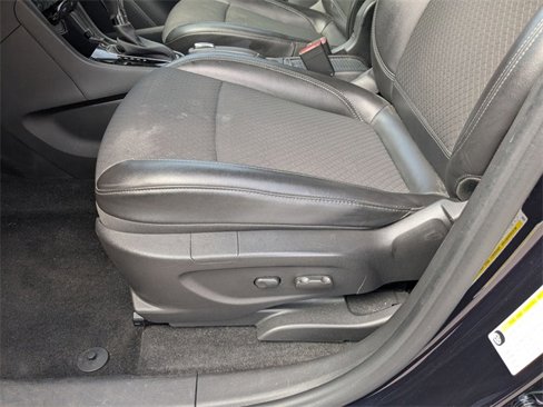 Used 2021 Buick Encore Preferred w/ Safety Package image 15