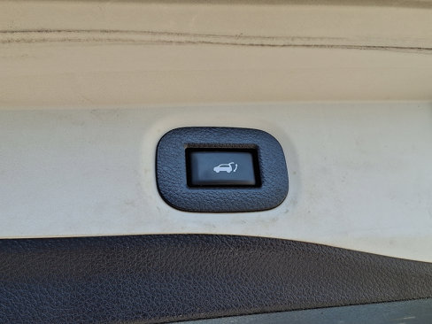 Used 2019 Nissan Rogue SV image 29