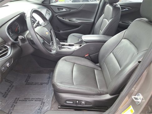 Used 2020 Chevrolet Malibu LT w/ Leather Package image 17