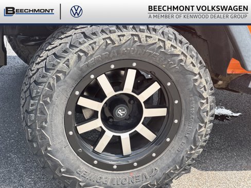 Used 2012 Jeep Wrangler Unlimited Sport w/ Connectivity Group image 25
