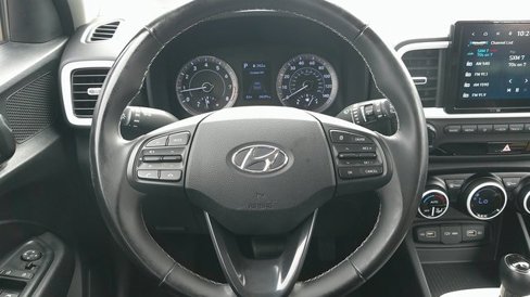 Certified 2022 Hyundai Venue Limited w/ Cargo Package image 10