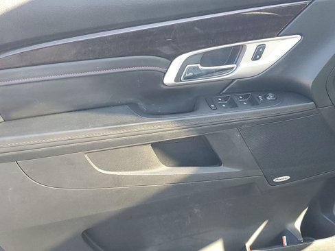 Used 2017 GMC Terrain Denali image 37