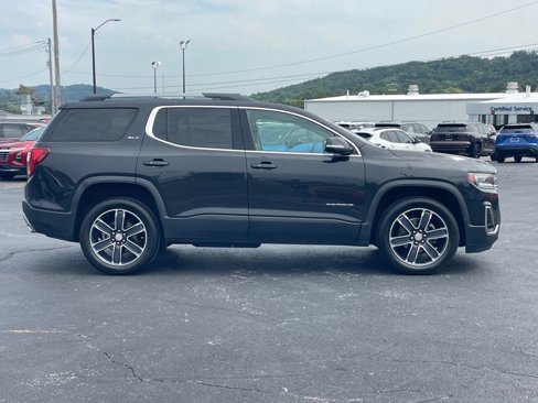 Used 2020 GMC Acadia SLT w/ Driver Alert Package II image 8
