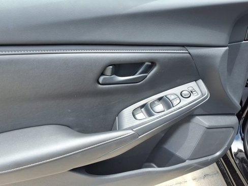 Certified 2025 Nissan Sentra S image 25
