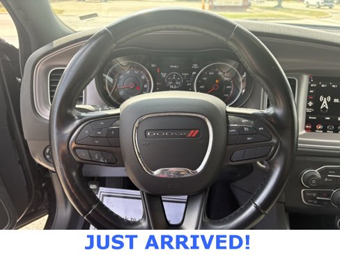 Used 2023 Dodge Charger SXT image 9