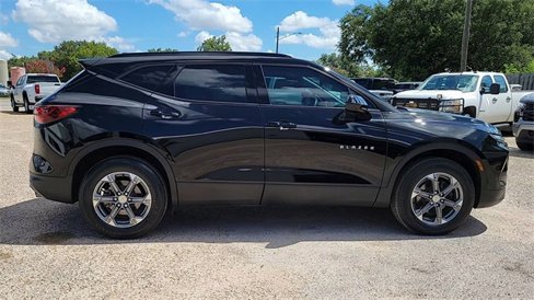 Certified 2023 Chevrolet Blazer LT w/ Convenience Package image 9