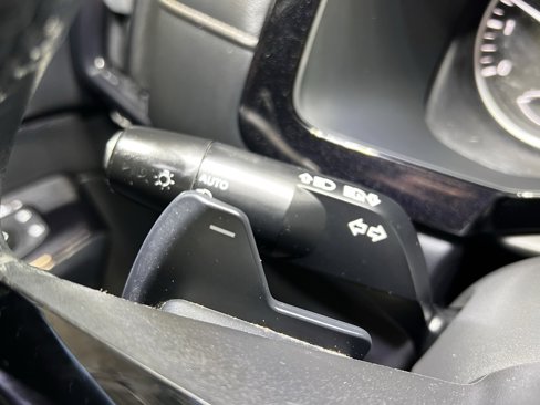 Used 2022 Nissan Pathfinder SV w/ SV Premium Package image 27
