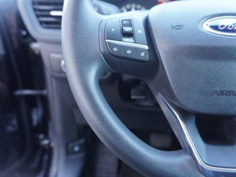 Used 2022 Ford Escape SE image 20