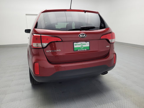 Used 2015 Kia Sorento LX image 6