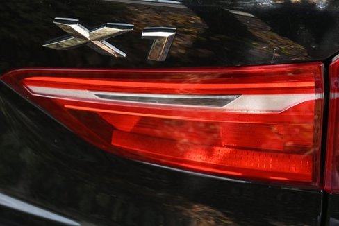 Used 2018 BMW X1 xDrive28i image 11