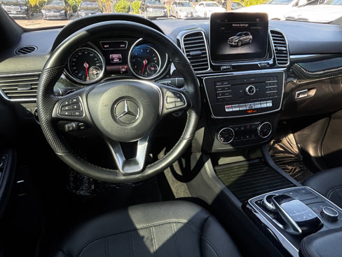 Used 2018 Mercedes-Benz GLE 350 4MATIC image 2