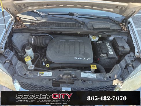 Used 2013 Dodge Grand Caravan SE image 40