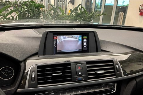Used 2017 BMW 330e image 26