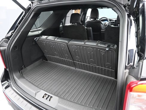 Used 2020 Ford Explorer Limited image 30