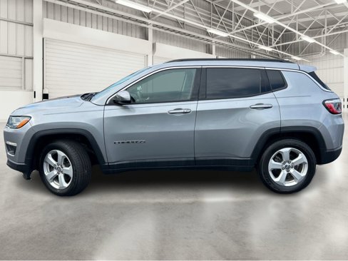 Used 2021 Jeep Compass Latitude w/ Sun and Sound Group image 8