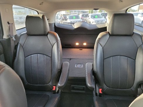 Used 2015 Buick Enclave Leather image 5
