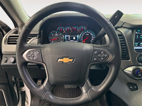 Used 2018 Chevrolet Suburban LT image 14
