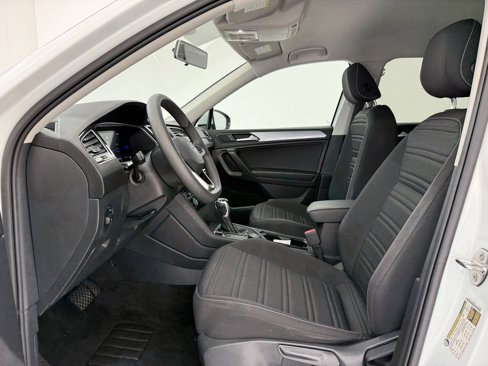 Used 2022 Volkswagen Tiguan S image 5