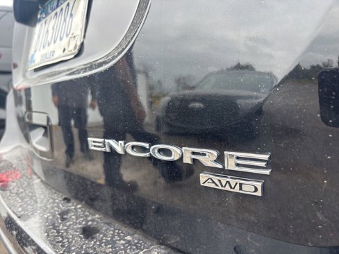 Used 2020 Buick Encore Preferred image 3