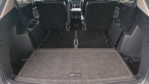 Used 2023 Volkswagen Atlas SE w/ Black Wheel Package image 48